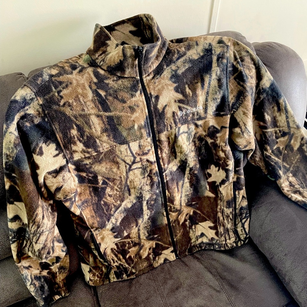 Camouflage Columbia zip up sweater